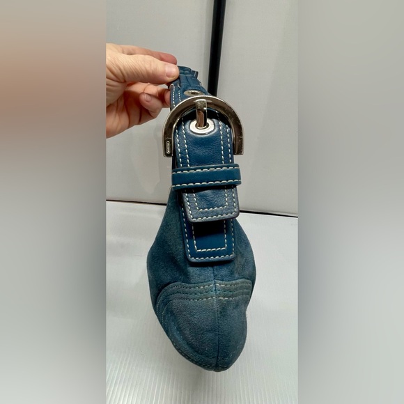 Coach SoHo Hobo Shoulder Bag Blue Suede Vintage 2005 w/fringe tassel style #8A14 - Picture 4 of 13